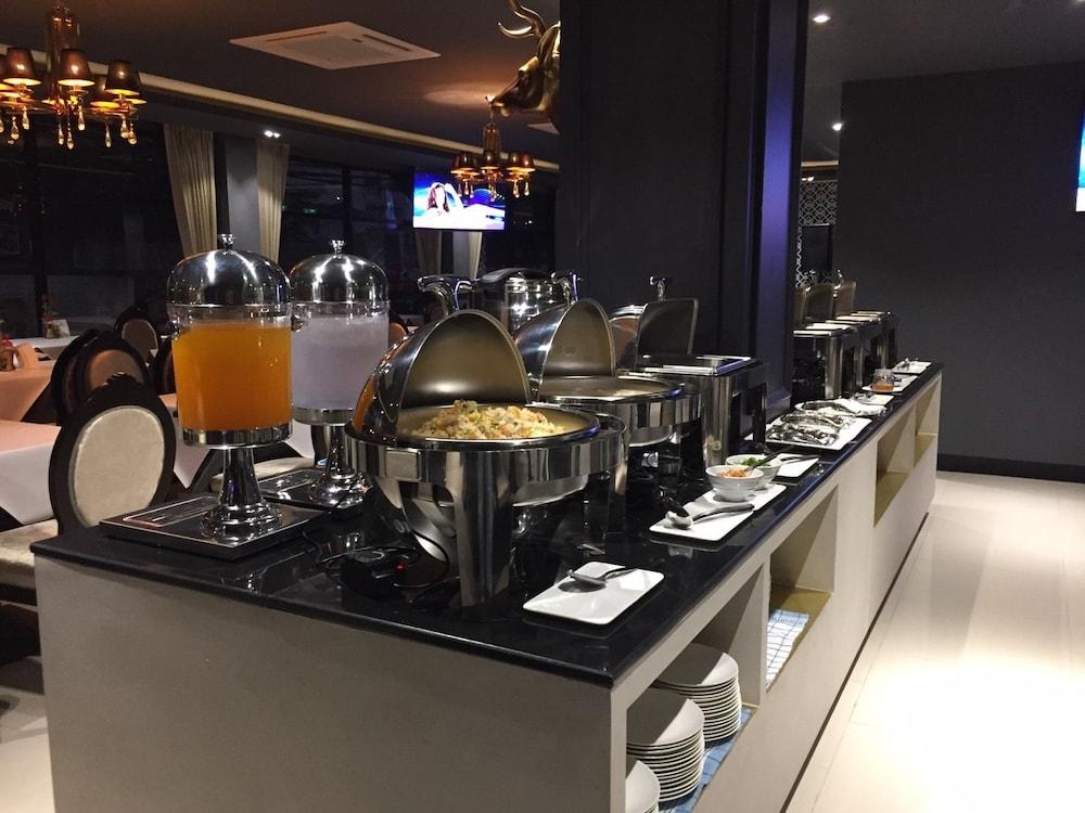 Taris Art Hotel Phrae Eksteriør billede