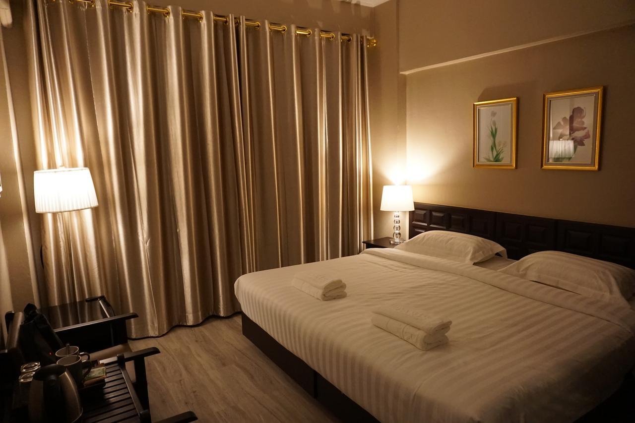 Taris Art Hotel Phrae Eksteriør billede