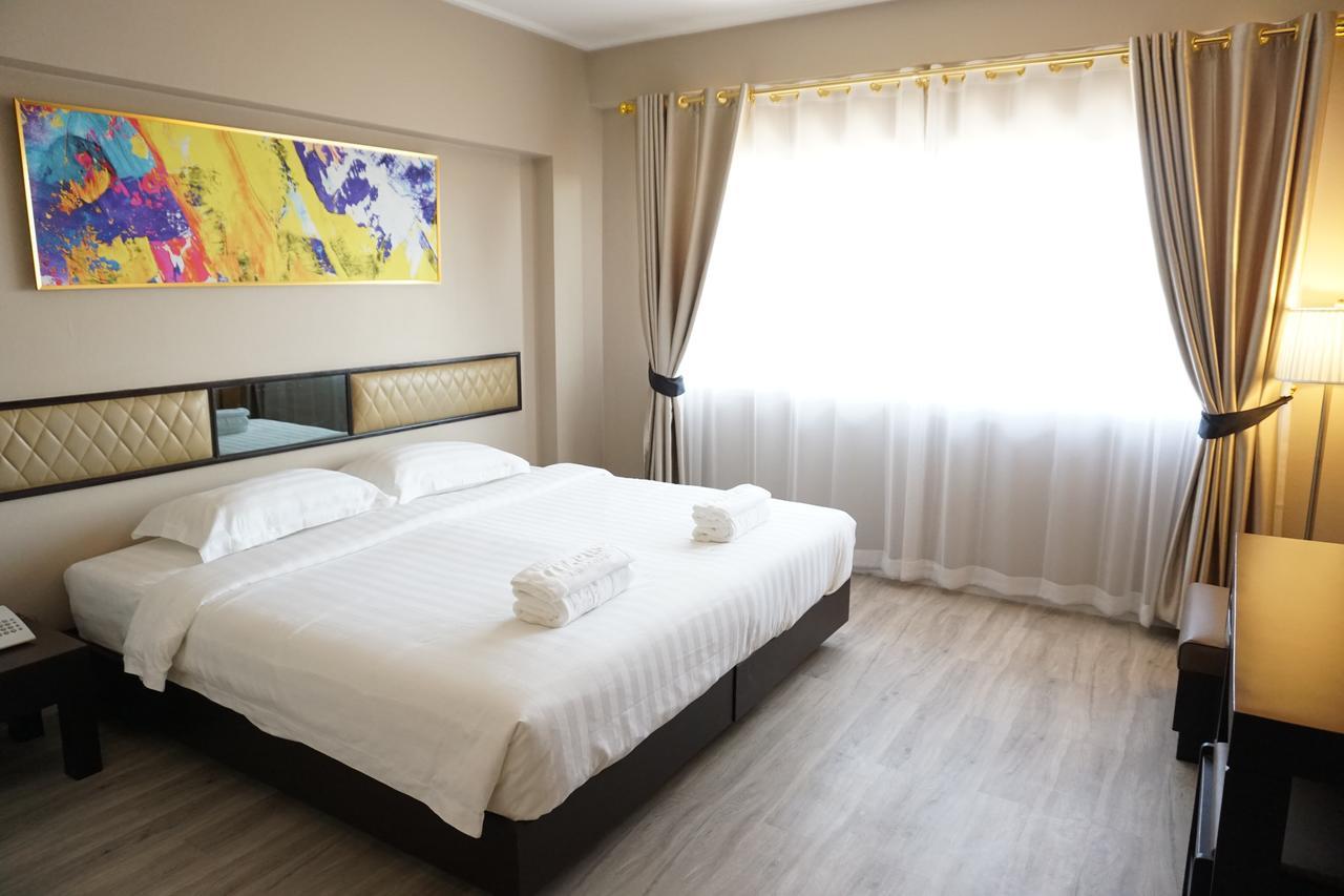 Taris Art Hotel Phrae Eksteriør billede